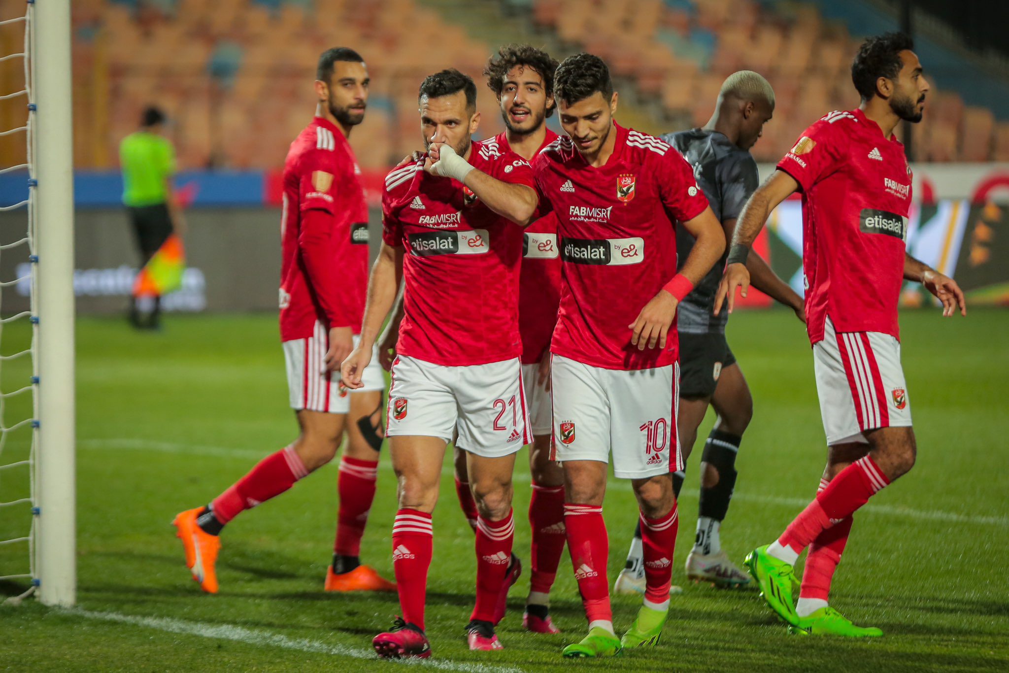 ملخص مباراة الاهلي وسموحة في الدوري المصري - مباراة الأهلي وحرس الحدود الاهلي المصري معلق مباراة الاهلي واتحاد العاصمة مشاهدة مباراة الاهلي واتحاد الجزائر مشاهدة مباراة الاهلي والاتحاد